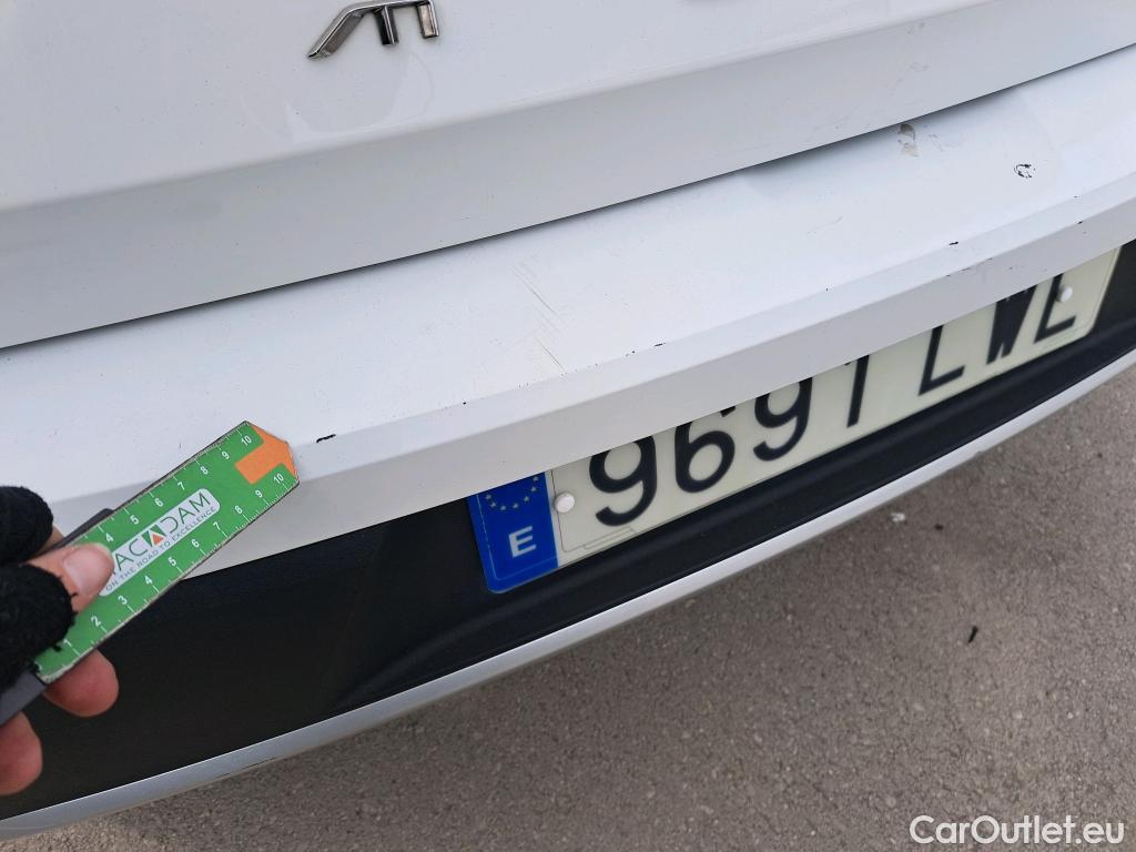  Opel  Mokka OPEL  / 2020 / 5P / todoterreno  1.5 D Business Elegance (4) #33