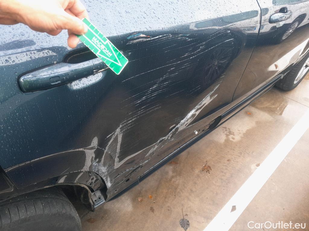  Volvo  XC90 VOLVO  / 2019 / 5P / todoterreno 2.0 B5 D AWD Momentum Pro Auto #2