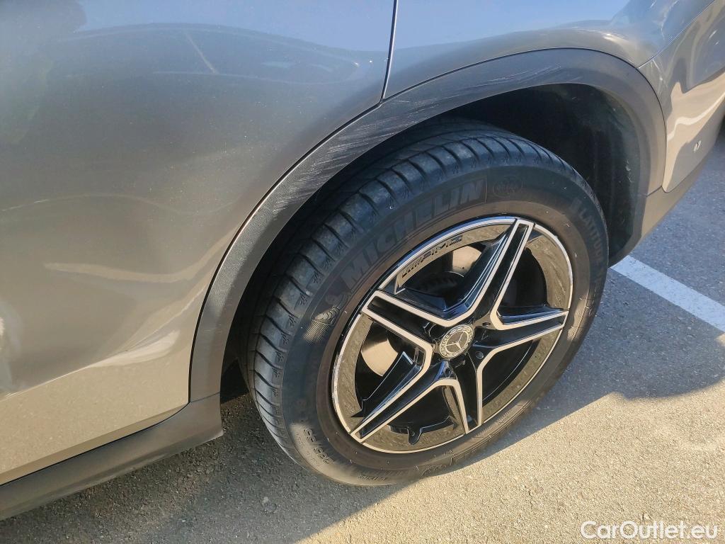  Mercedes  G-Klasee MERCEDES-BENZ Clase GLC / 2019 / 5P / todoterreno GLC 300 e 4MATIC #29