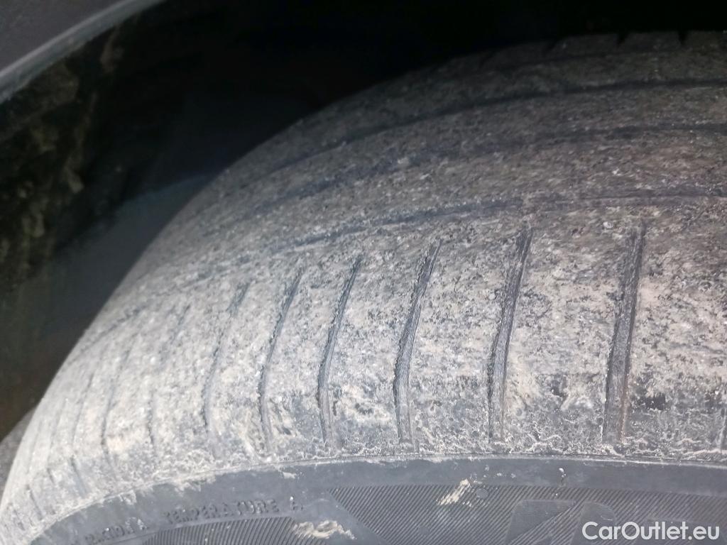  Audi  Q5 AUDI  SPORTBACK / 2020 / 5P / todoterreno S line 45 TFSI 195kW quattro S tronic #3