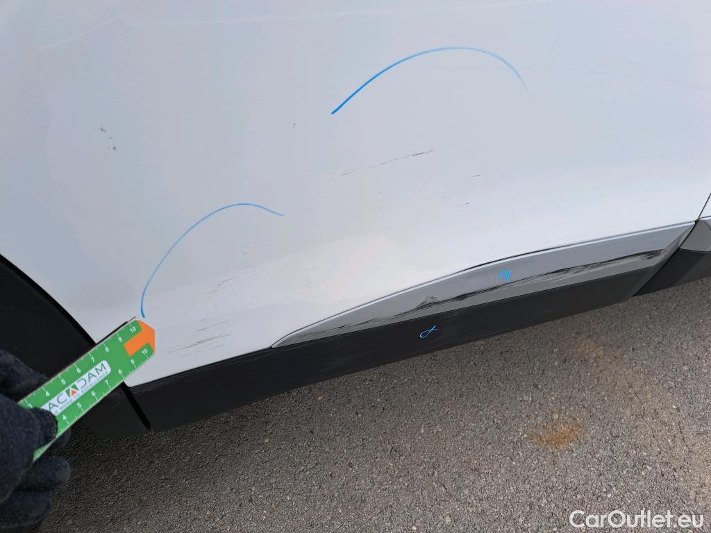  Peugeot  2008 PEUGEOT  / 2019 / 5P / todoterreno Allure BlueHDI 81kW (110CV) #11