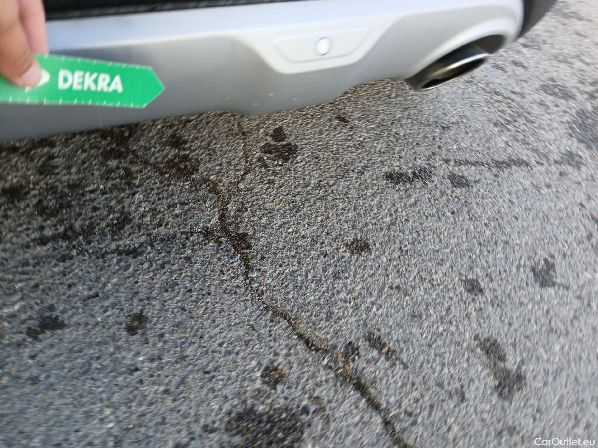  KIA  STONIC KIA  / 2017 / 5P / todoterreno 1.0 T-GDi 74kW (100CV) MHEV iMT Drive #22