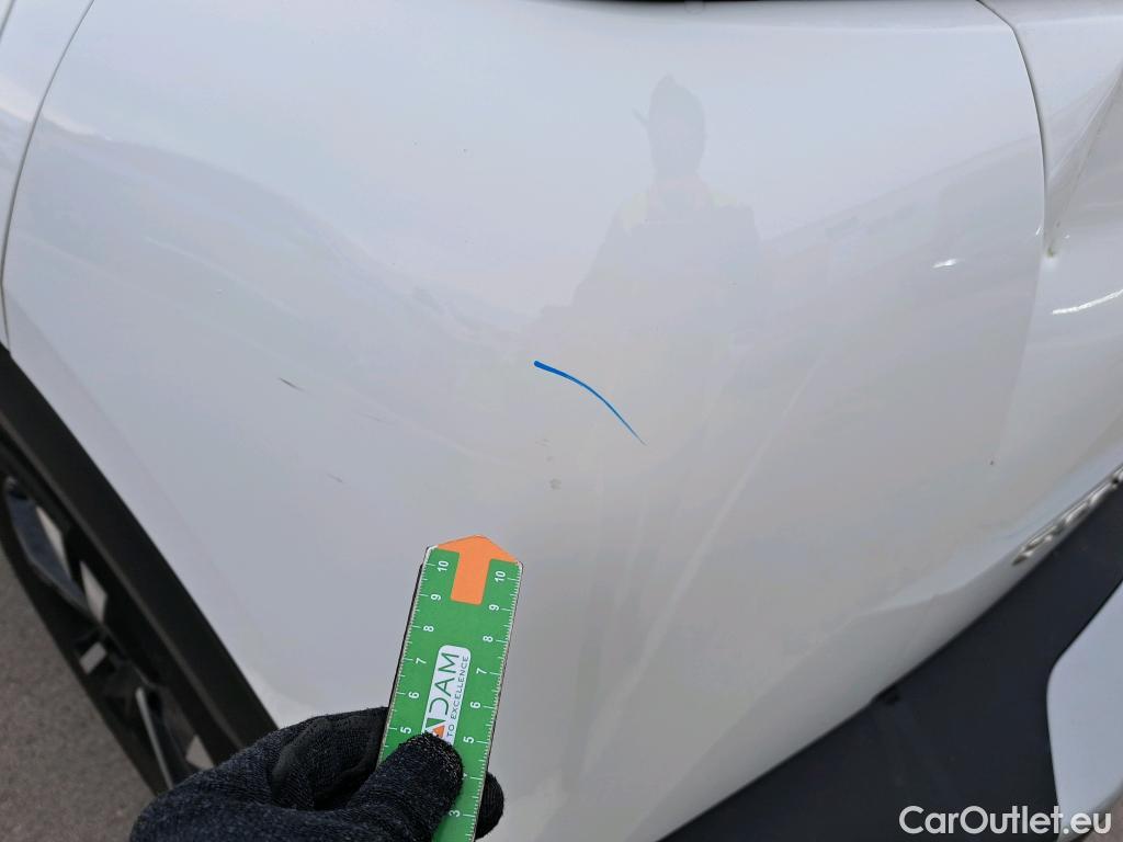  Peugeot  2008 PEUGEOT  / 2019 / 5P / todoterreno Allure BlueHDI 81kW (110CV) #43