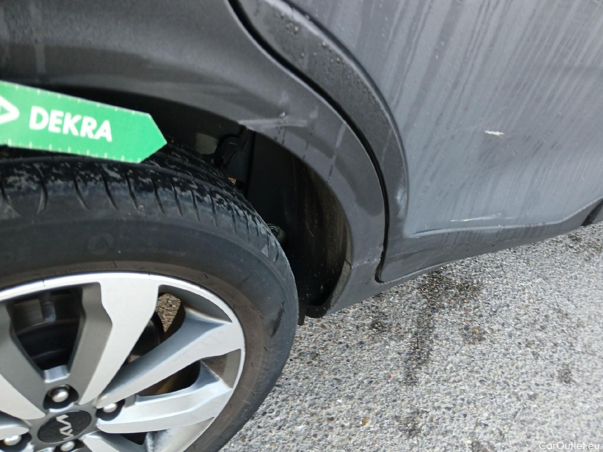  KIA  STONIC KIA  / 2017 / 5P / todoterreno 1.0 T-GDi 74kW (100CV) MHEV iMT Drive #26