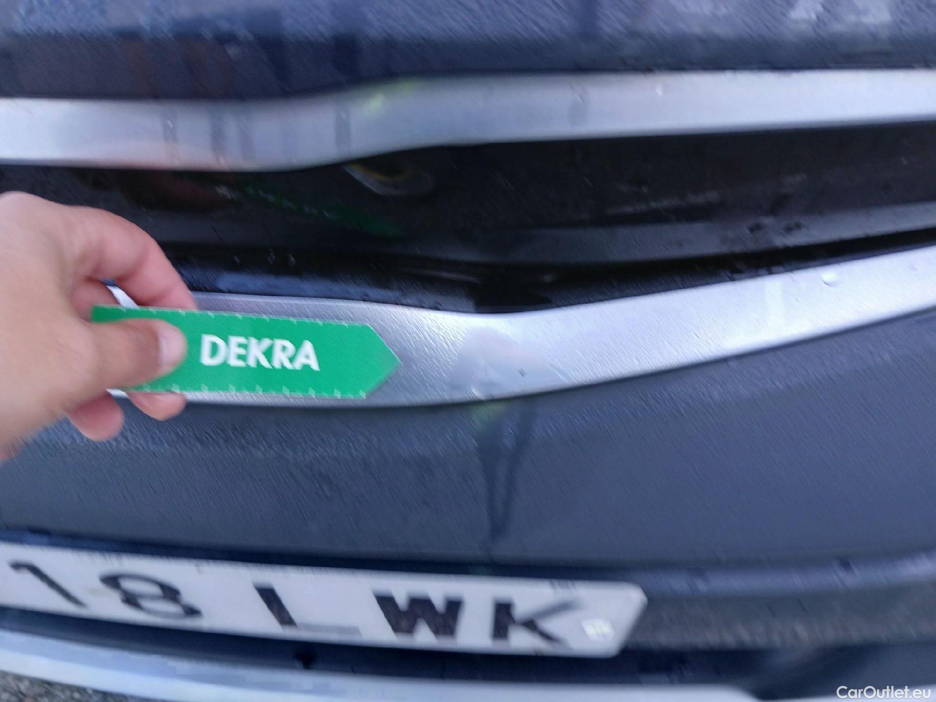  KIA  STONIC KIA  / 2017 / 5P / todoterreno 1.0 T-GDi 74kW (100CV) MHEV iMT Drive #15