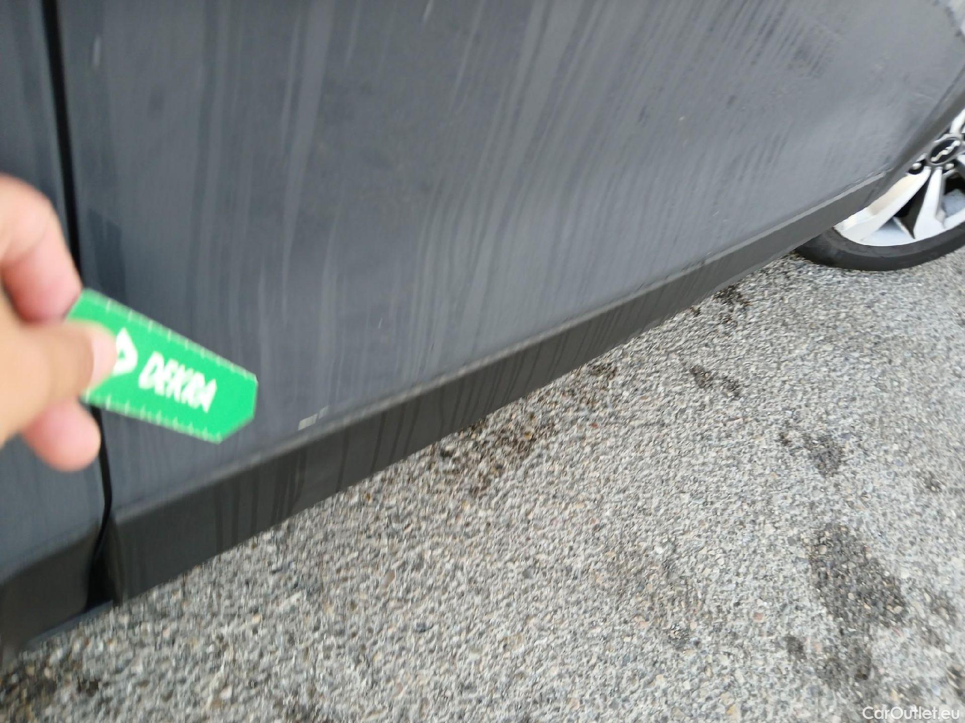  KIA  STONIC KIA  / 2017 / 5P / todoterreno 1.0 T-GDi 74kW (100CV) MHEV iMT Drive #35