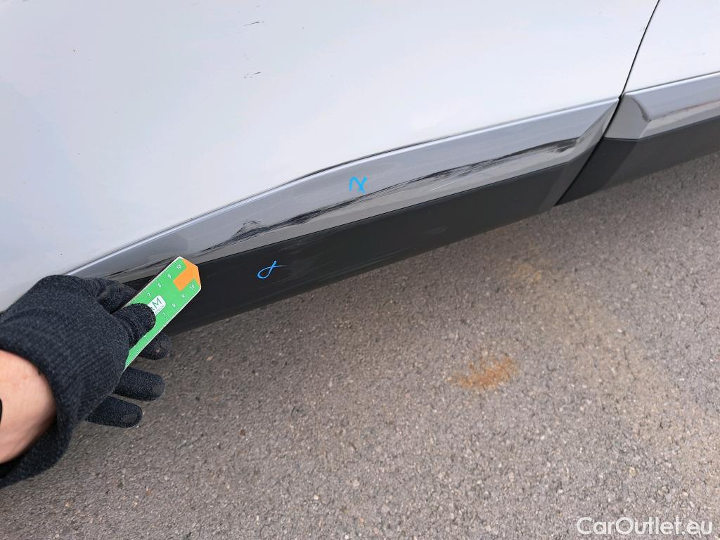  Peugeot  2008 PEUGEOT  / 2019 / 5P / todoterreno Allure BlueHDI 81kW (110CV) #4