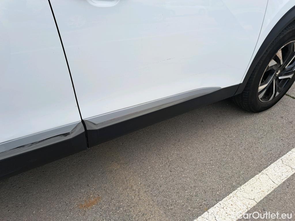  Peugeot  2008 PEUGEOT  / 2019 / 5P / todoterreno Allure BlueHDI 81kW (110CV) #28