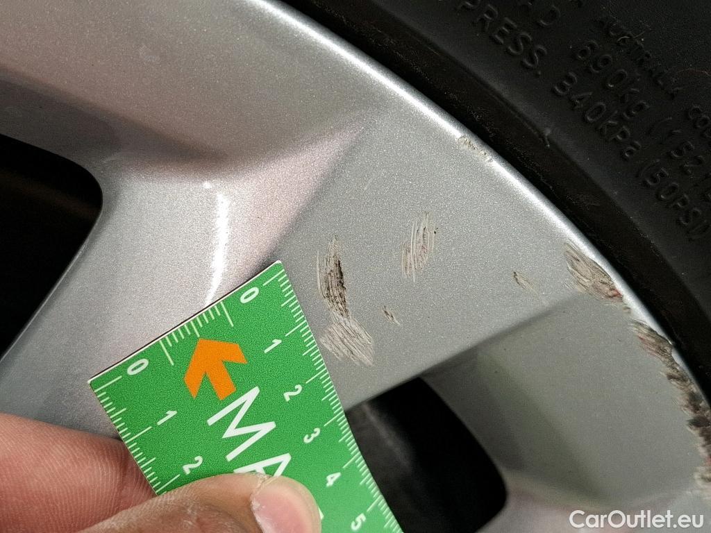  Bmw  Serie 2 BMW  Active Tourer / 2018 / 5P / monospace 225xe Business Design Auto #53