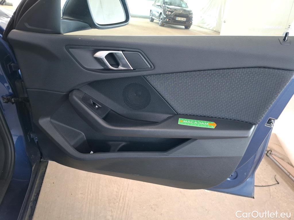  Bmw  Serie 1 BMW Série 1 / 2019 / 5P / Berline 1.5 118I Business Design #12