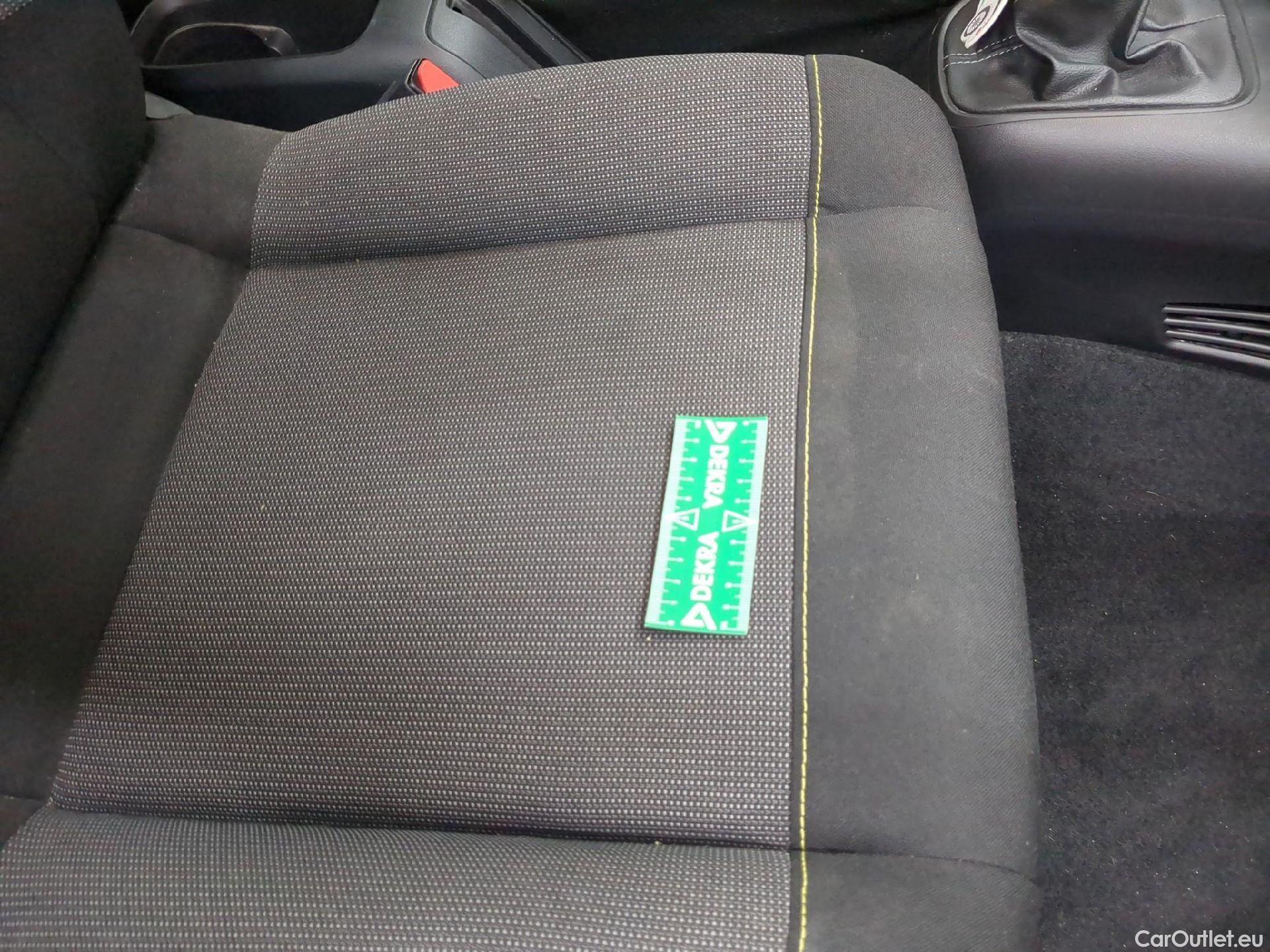  Citroen  C3  Société Feel Business R 1.5 BlueHDI 100CV BVM6 6E #5