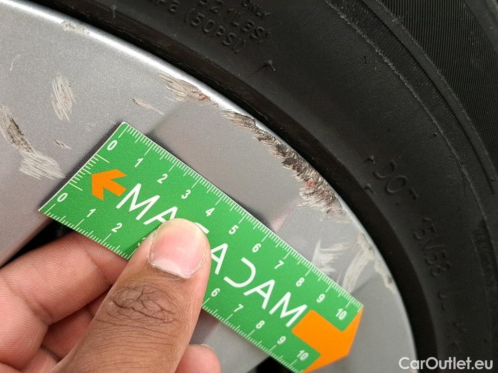  Bmw  Serie 2 BMW  Active Tourer / 2018 / 5P / monospace 225xe Business Design Auto #52