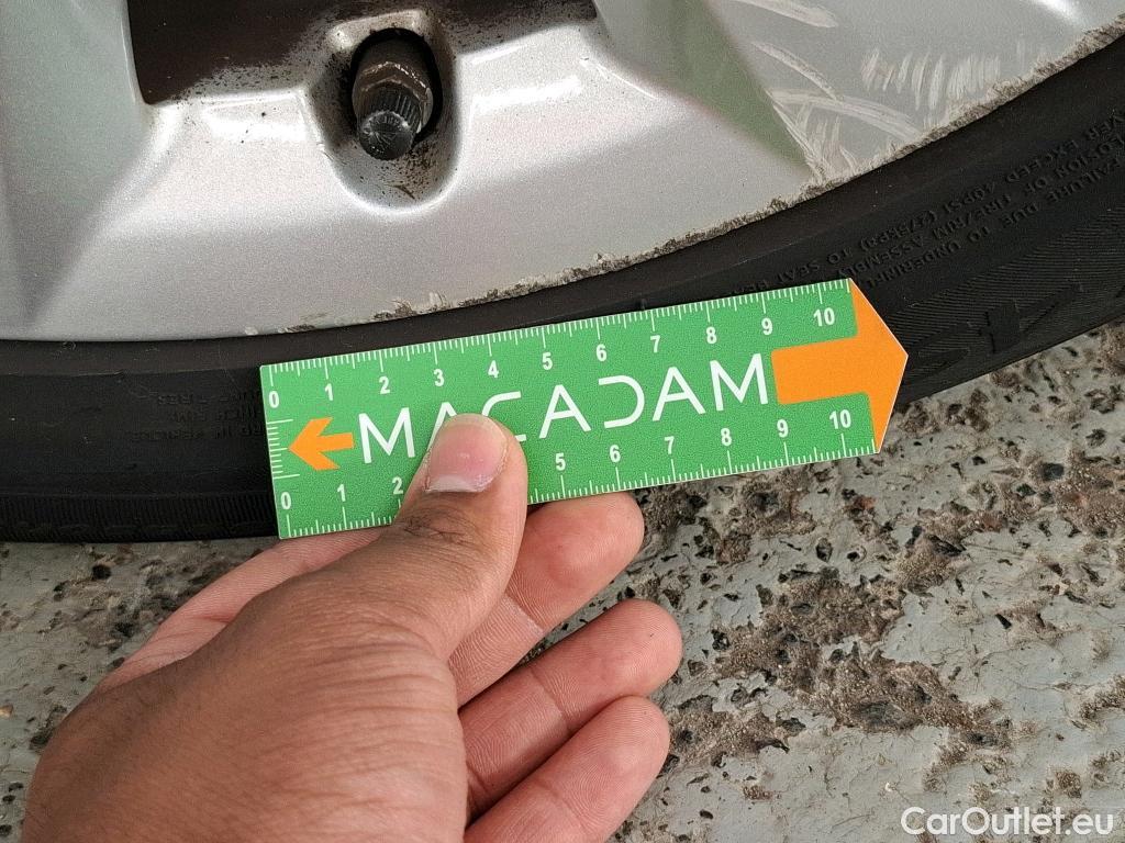  Bmw  Serie 2 BMW  Active Tourer / 2018 / 5P / monospace 225xe Business Design Auto #58