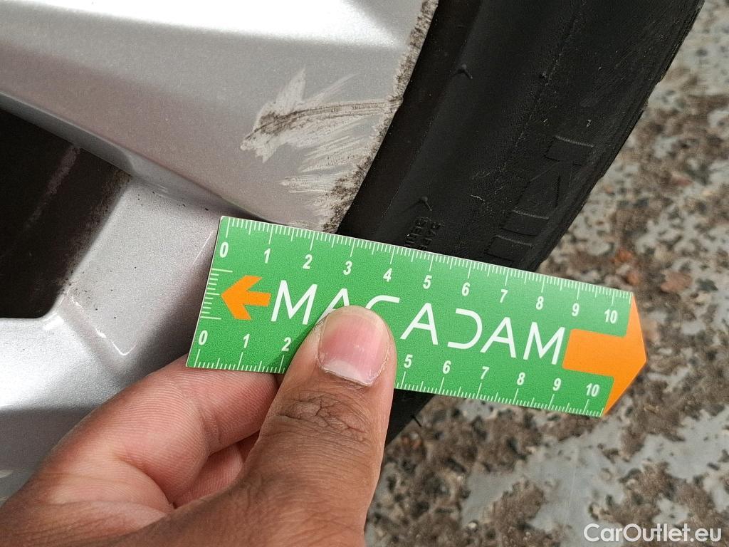  Bmw  Serie 2 BMW  Active Tourer / 2018 / 5P / monospace 225xe Business Design Auto #56