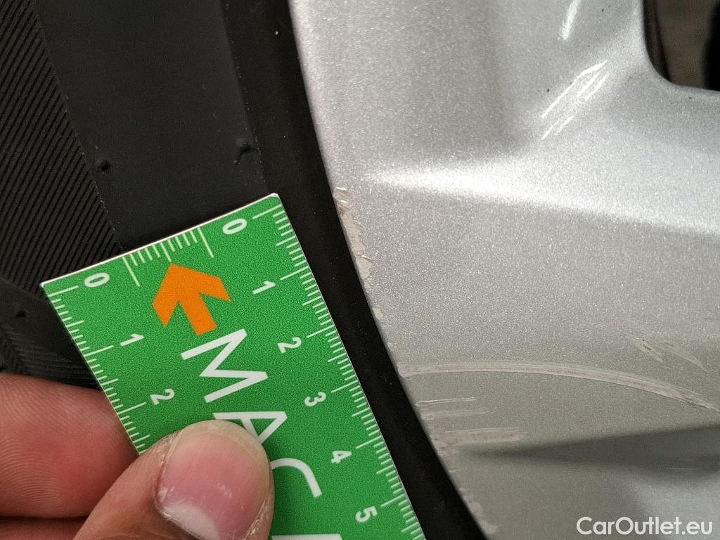  Bmw  Serie 2 BMW  Active Tourer / 2018 / 5P / monospace 225xe Business Design Auto #47