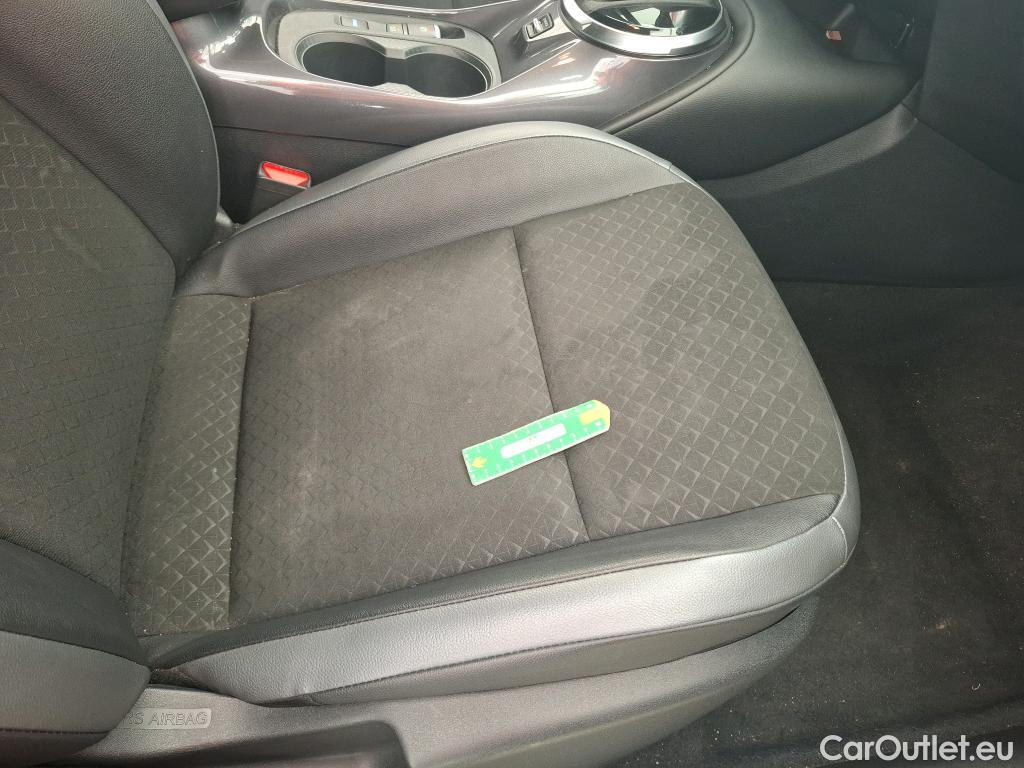  Nissan  Juke NISSAN   2019  5P  Crossover Hybrid 143 Business #18