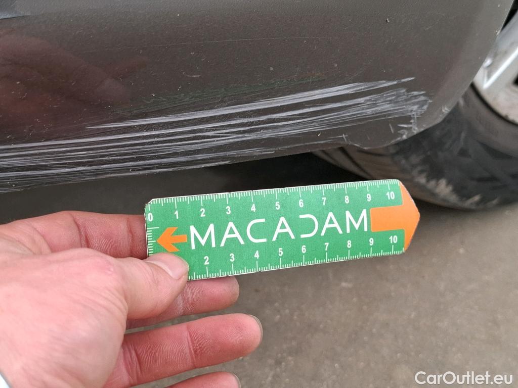  Fiat  500 FIAT   2015  3P  Berline Hybrid 10 BSG 70 ch Dolcevita #3