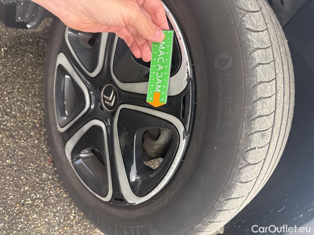  Citroen  C3  Plus 1.2 PureTech 80CV BVM5 6E #11