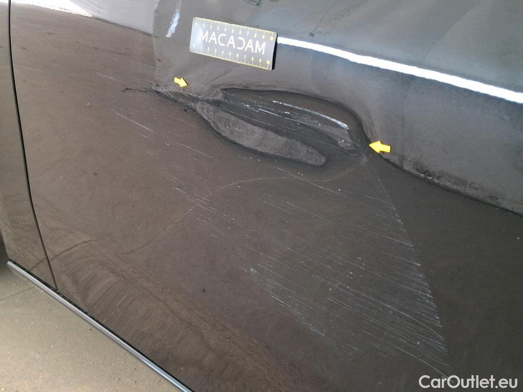  Mercedes  A-Klasse MERCEDES-BENZ Classe A Compact / 2018 / 5P / Berline A 250 e Progressive Line 8G-DCT #2