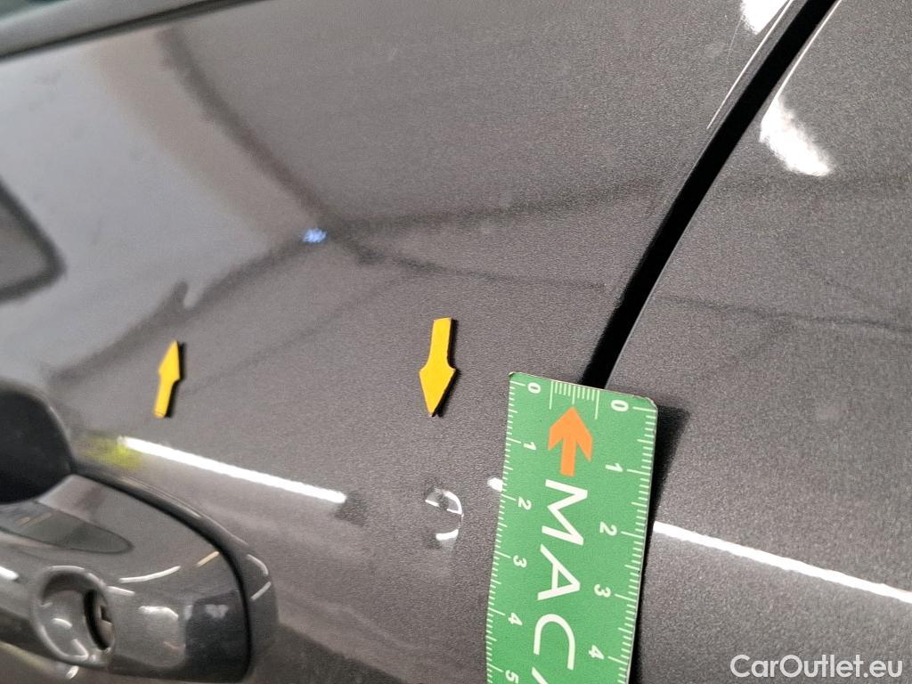  Ford  Kuga FORD  / 2019 / 5P / SUV 2.5 190 hybrid Flexifuel Pshift Titanium #3