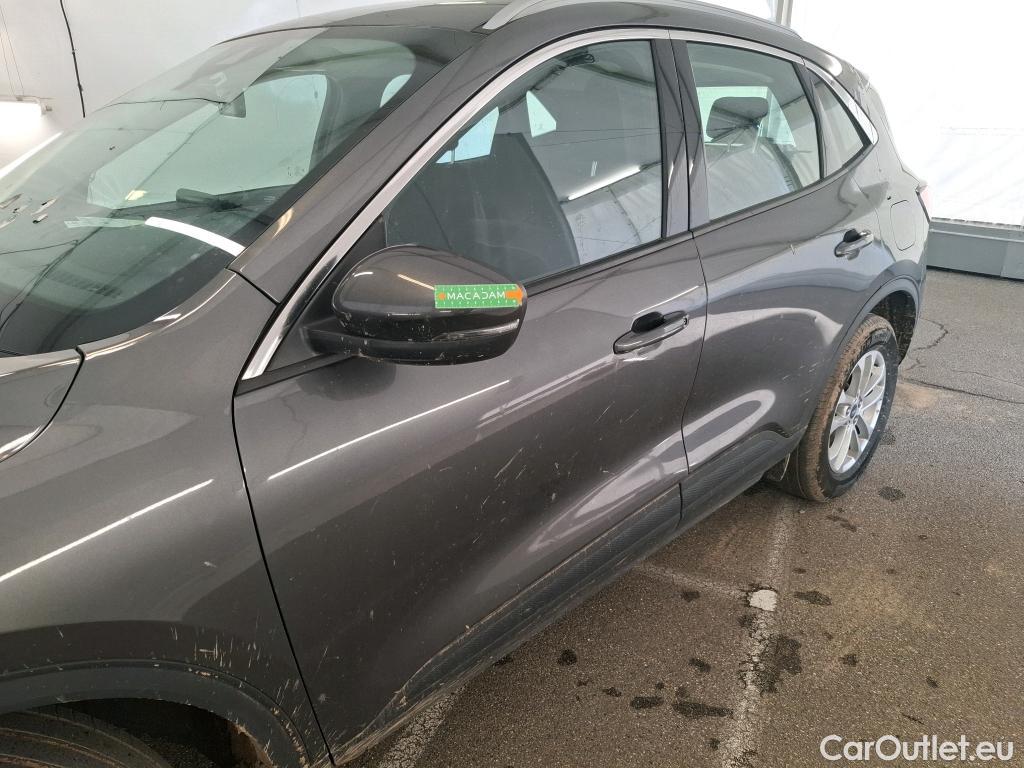  Ford  Kuga FORD  / 2019 / 5P / SUV 2.5 190 hybrid Flexifuel Pshift Titanium #40