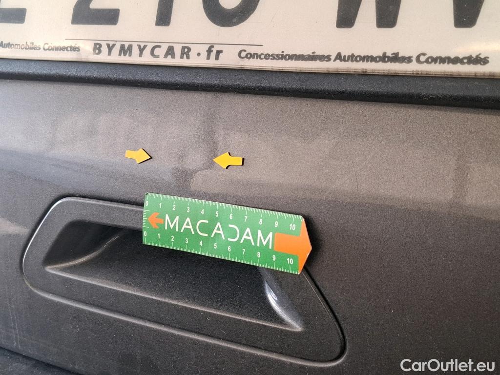  Ford  Kuga FORD  / 2019 / 5P / SUV 2.5 190 hybrid Flexifuel Pshift Titanium #22