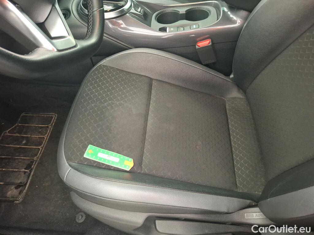  Nissan  Juke NISSAN   2019  5P  Crossover Hybrid 143 Business #20