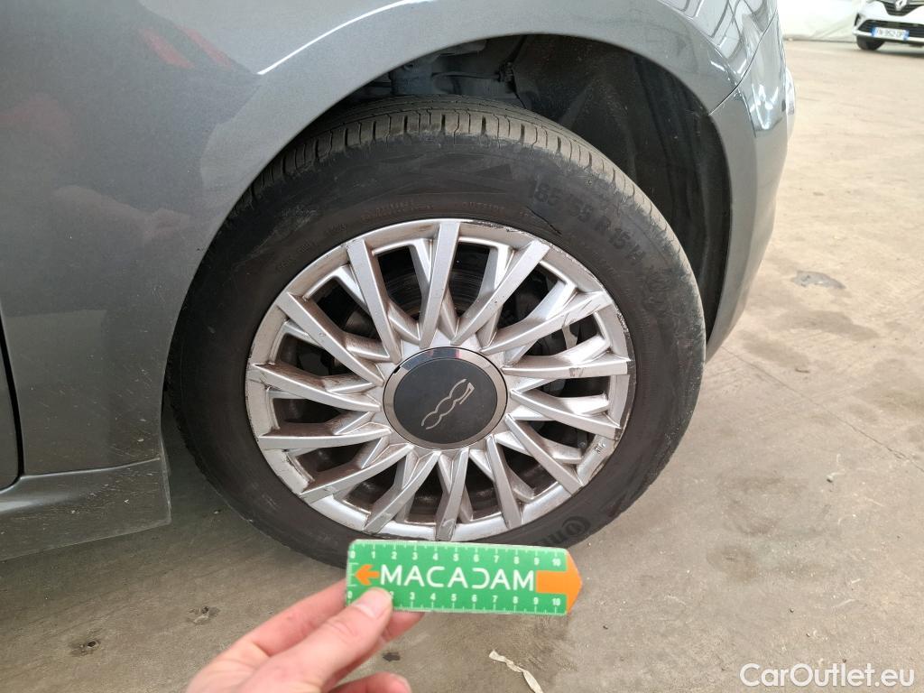  Fiat  500 FIAT   2015  3P  Berline Hybrid 10 BSG 70 ch Dolcevita #28