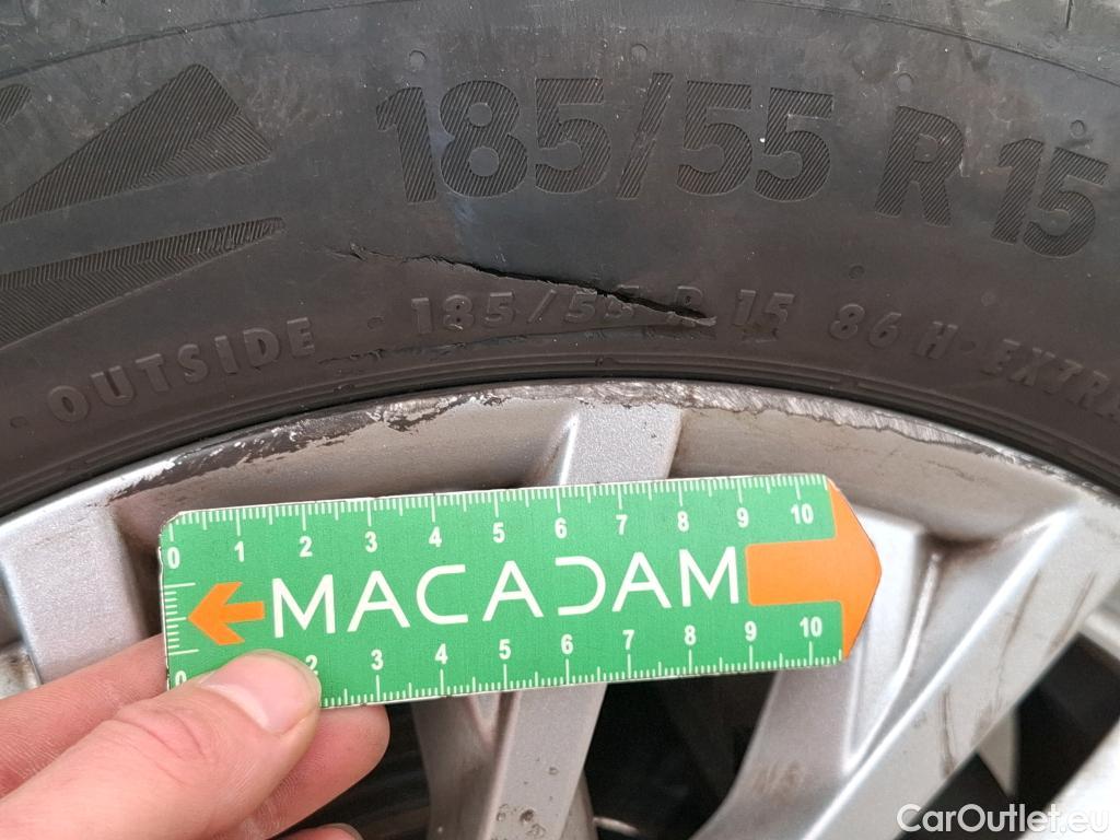  Fiat  500 FIAT   2015  3P  Berline Hybrid 10 BSG 70 ch Dolcevita #29