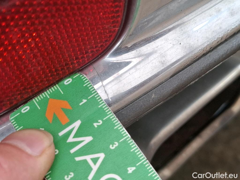  Fiat  500 FIAT   2015  3P  Berline Hybrid 10 BSG 70 ch Dolcevita #19