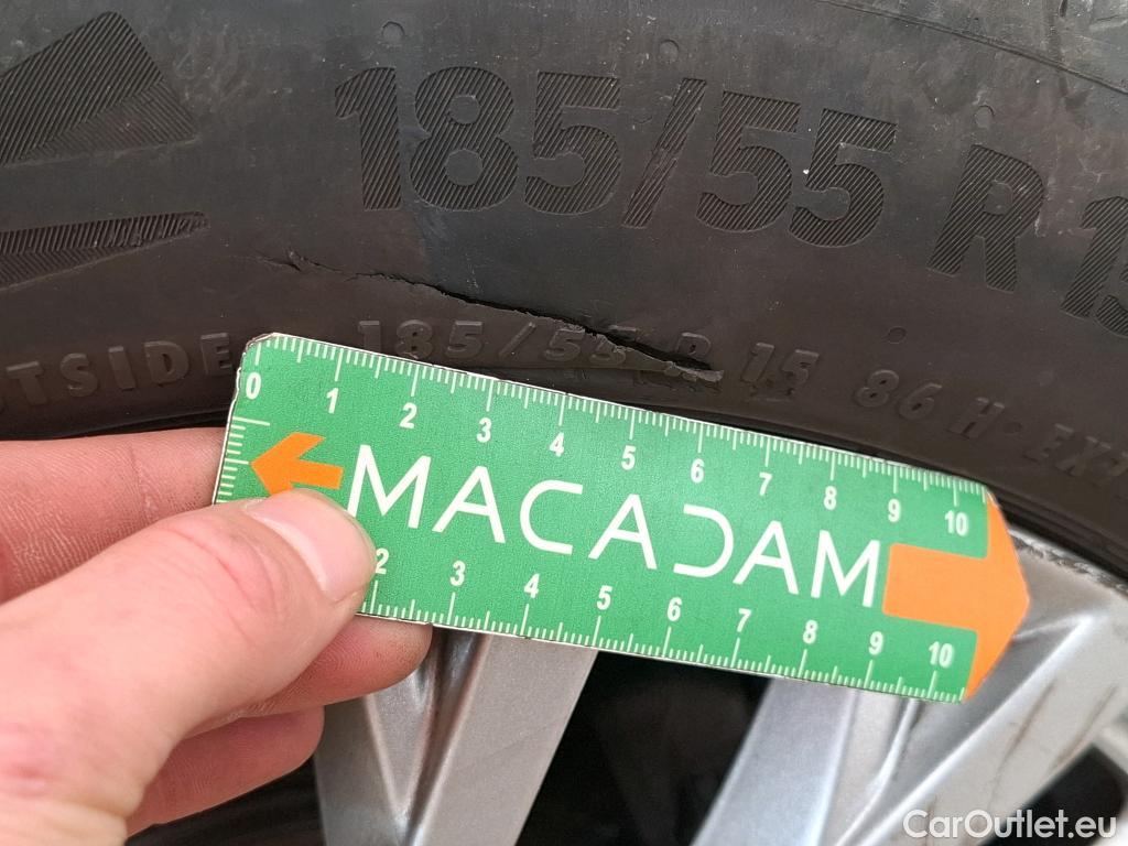  Fiat  500 FIAT   2015  3P  Berline Hybrid 10 BSG 70 ch Dolcevita #21