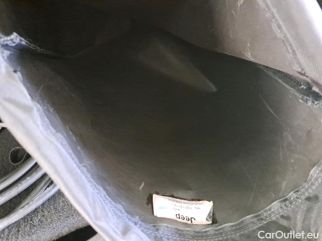  Jeep  Patriot JEEP Renegade / 2018 / 5P / SUV 1.3 PHEV Turbo T4 190PS 4XE Limited Auto #3