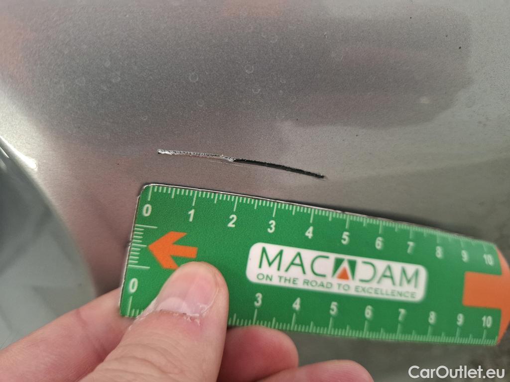  Nissan  Juke NISSAN   2019  5P  Crossover Hybrid 143 Business #24