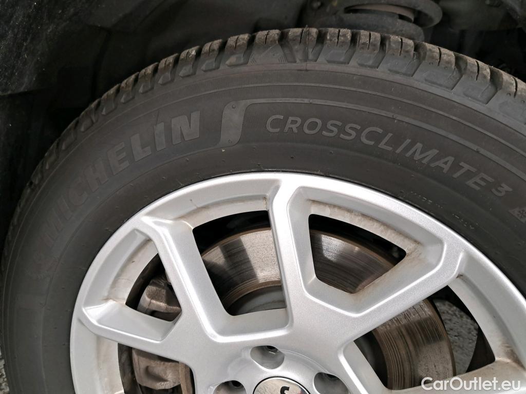  Jeep  Patriot JEEP Renegade / 2018 / 5P / SUV 1.3 PHEV Turbo T4 190PS 4XE Limited Auto #12