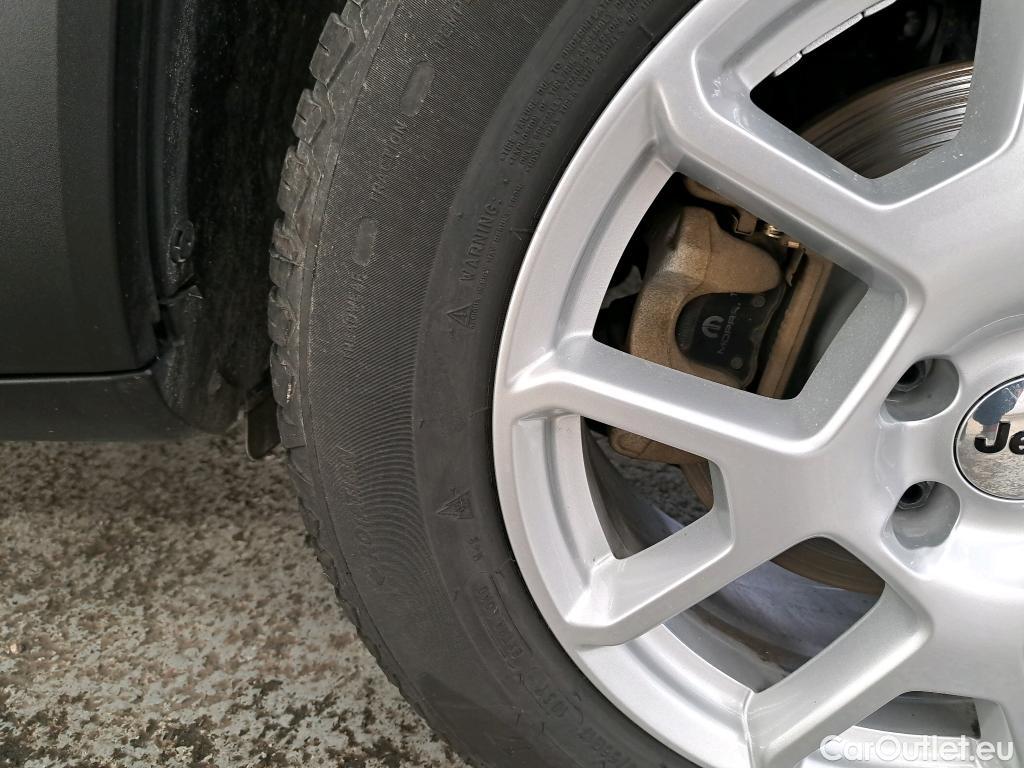  Jeep  Patriot JEEP Renegade / 2018 / 5P / SUV 1.3 PHEV Turbo T4 190PS 4XE Limited Auto #10