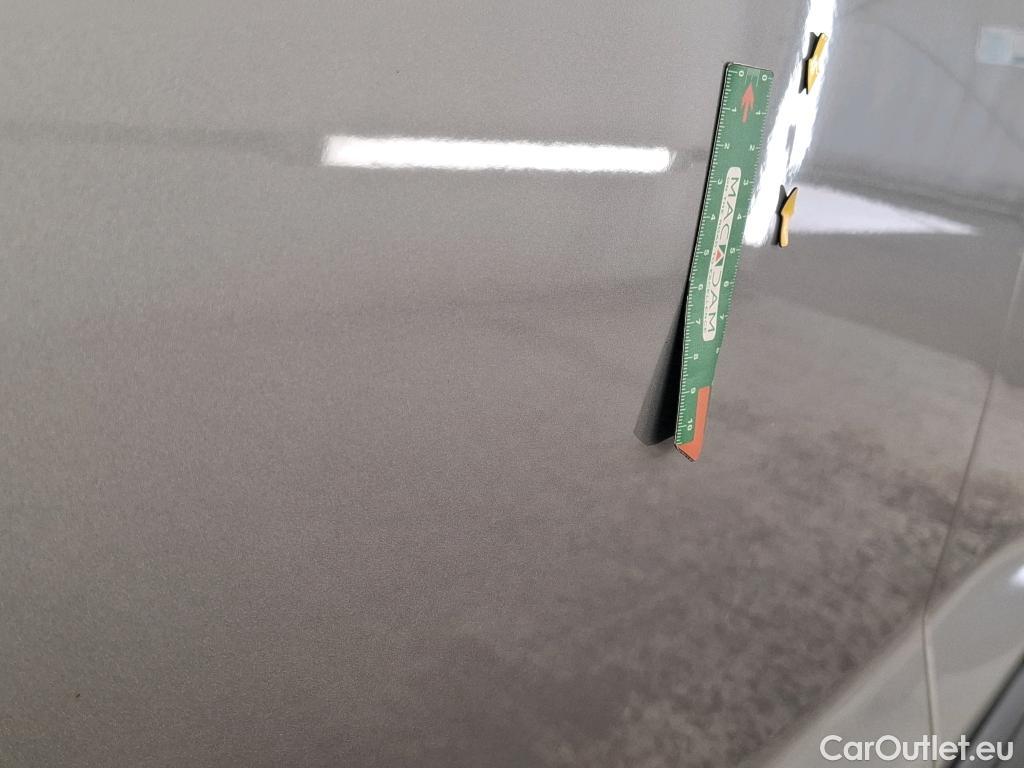  Nissan  Juke NISSAN   2019  5P  Crossover Hybrid 143 Business #13