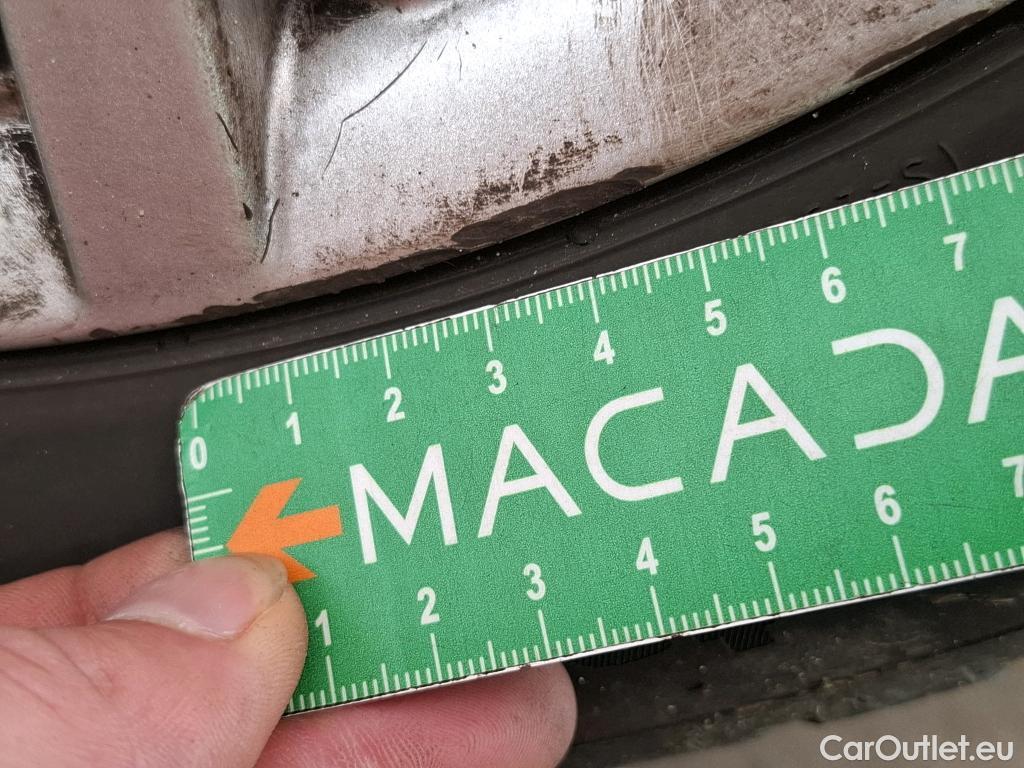  Fiat  500 FIAT   2015  3P  Berline Hybrid 10 BSG 70 ch Dolcevita #27