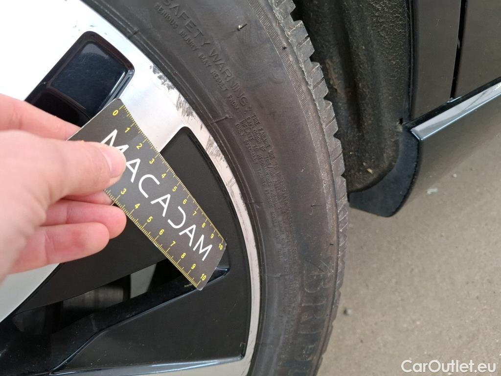  Mercedes  A-Klasse MERCEDES-BENZ Classe A Compact / 2018 / 5P / Berline A 250 e Progressive Line 8G-DCT #19