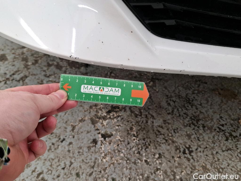  Peugeot  208  Premium 1.5 HDi 100CV BVM6 E6d #4