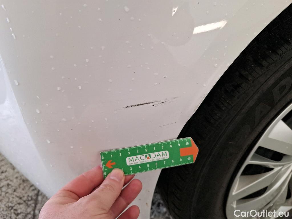  Peugeot  208  Premium 1.5 HDi 100CV BVM6 E6d #24