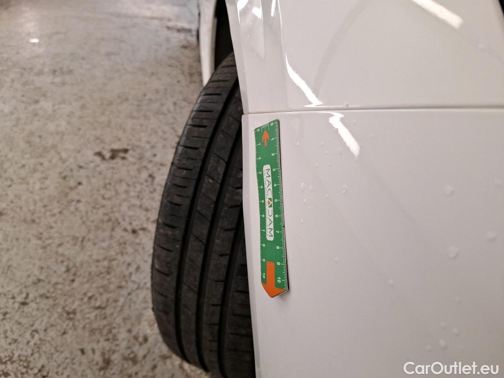  Peugeot  208  Premium 1.5 HDi 100CV BVM6 E6d #2