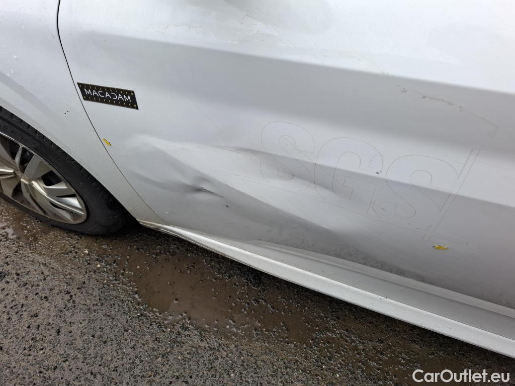  Peugeot  208  Premium 1.5 HDi 100CV BVM6 E6d #4