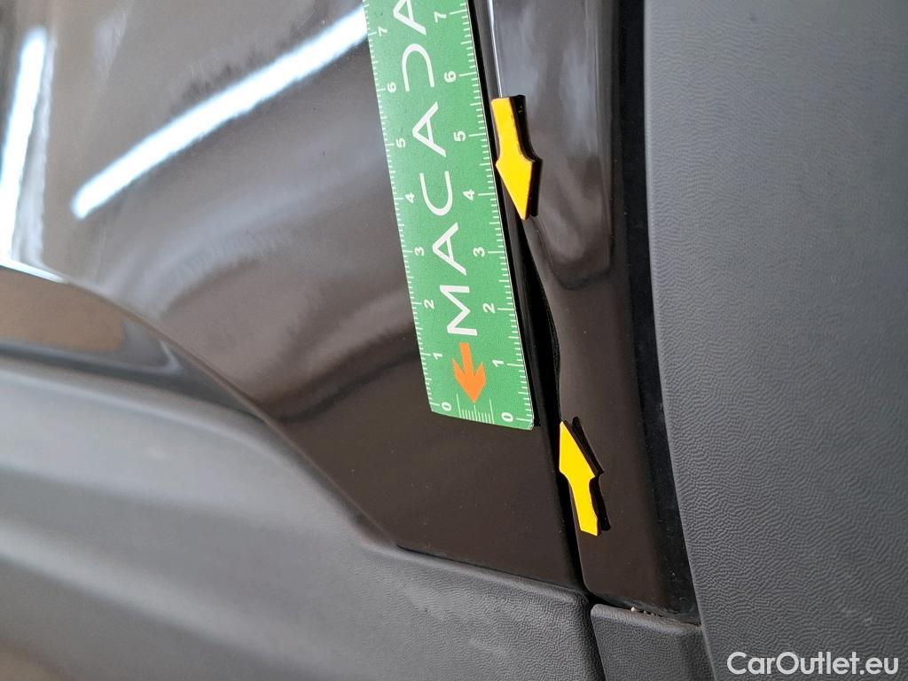  Renault  Arkana RENAULT  2021 5P  SUV Business TCe 140 EDC #24