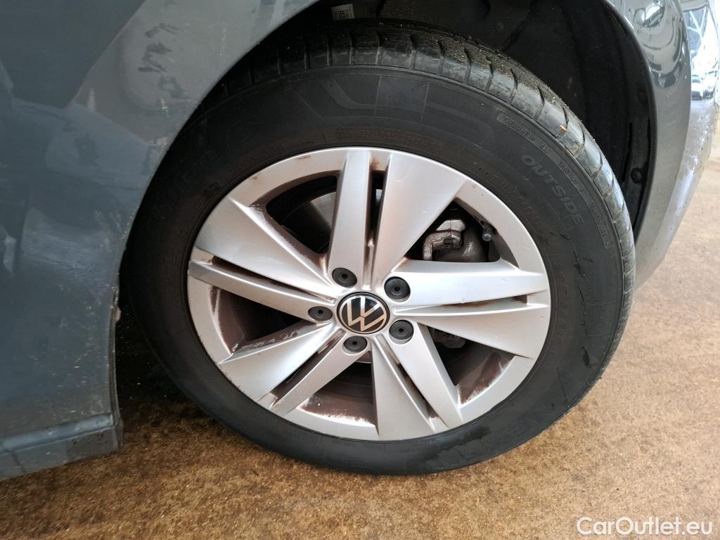  Volkswagen  Golf  VOLKSWAGEN / 2020 / 5P / Berline 2.0 TDI SCR 115 DSG7 Life Busi #3