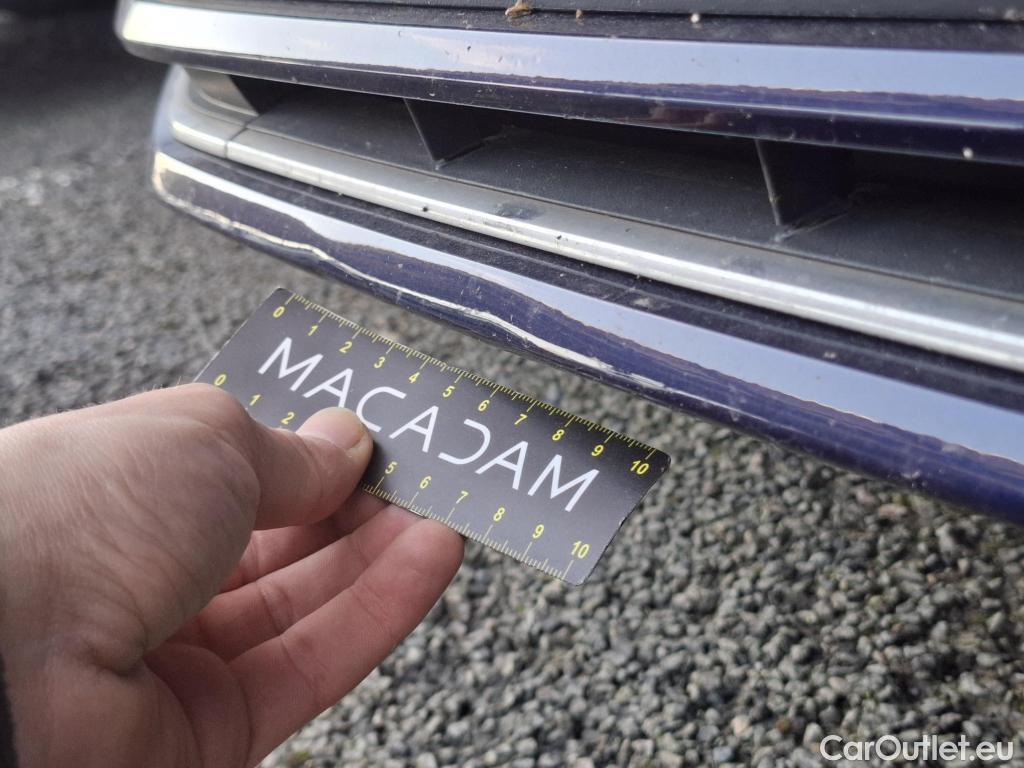  Volkswagen  Touran  Carat BlueMotion Tech 2.0 TDI 115CV BVA7 7 Sieges E6dT #7