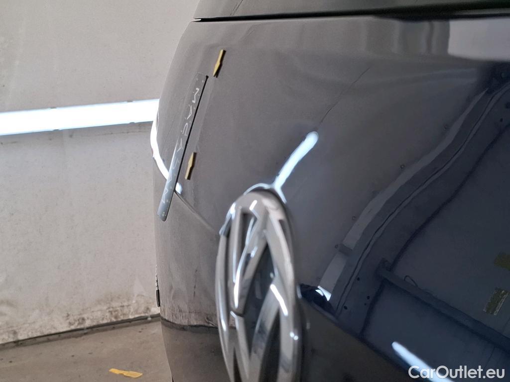  Volkswagen  Touran  Carat BlueMotion Tech 2.0 TDI 115CV BVA7 7 Sieges E6dT #6