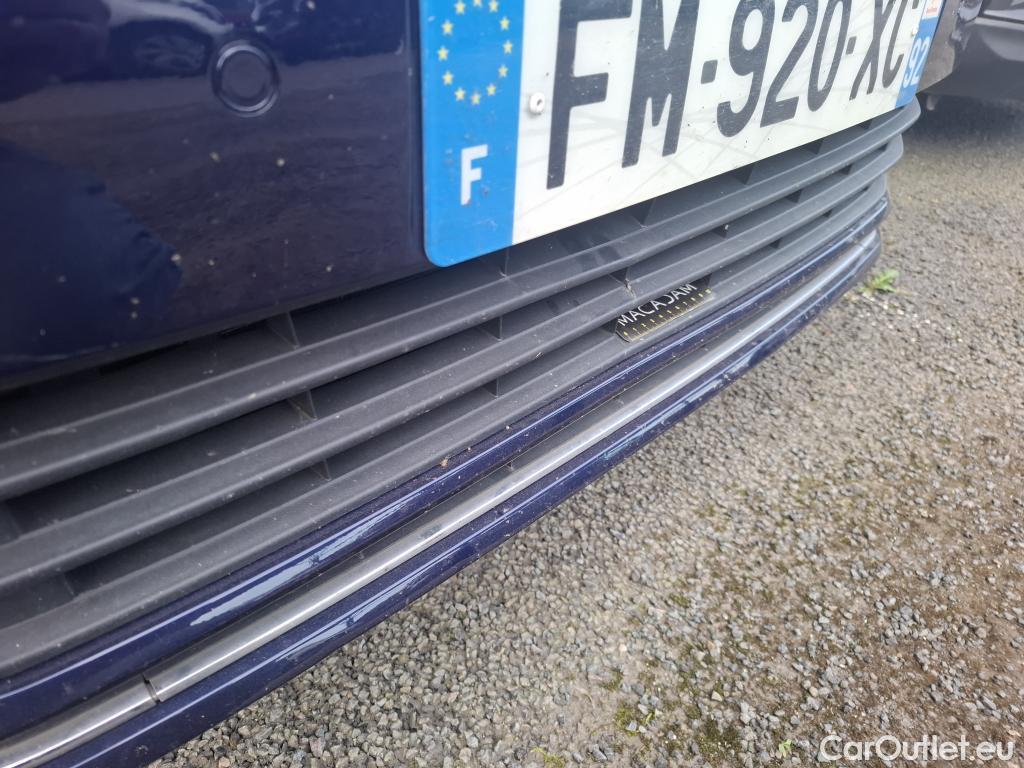  Volkswagen  Touran  Carat BlueMotion Tech 2.0 TDI 115CV BVA7 7 Sieges E6dT #42
