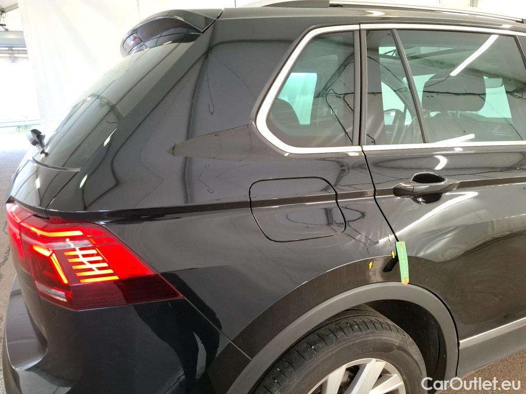  Volkswagen  Tiguan VOLKSWAGEN  / 2020 / 5P / SUV 2.0 TDI 150 DSG7 Elegance #31