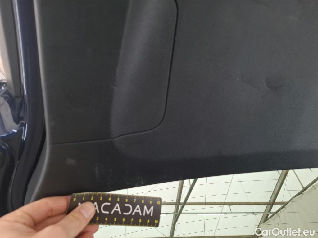  Volkswagen  Touran  Carat BlueMotion Tech 2.0 TDI 115CV BVA7 7 Sieges E6dT #53