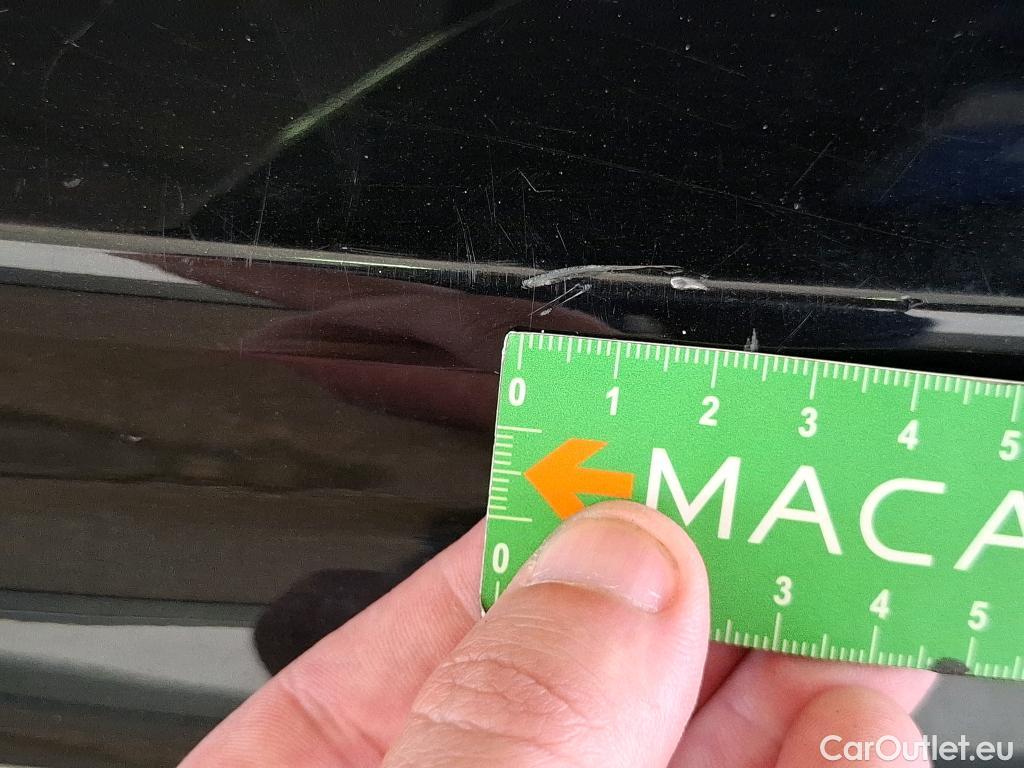  Volkswagen  Tiguan VOLKSWAGEN  / 2020 / 5P / SUV 2.0 TDI 150 DSG7 Elegance #5